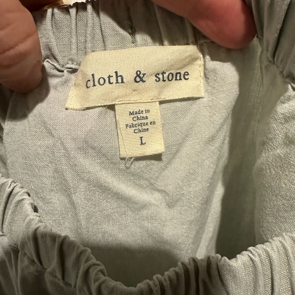 Cloth and Stone off the shoulder top - Picture 4 of 4